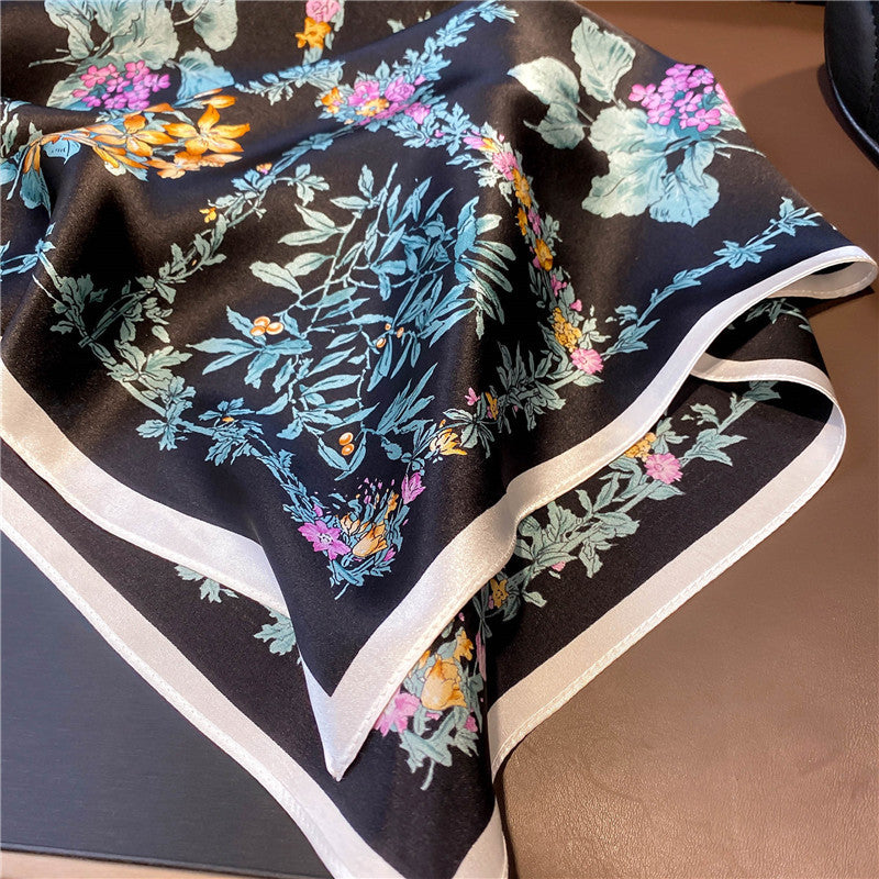 Aesthetic vintage black and white floral mulberry silk scarf/65CM 100% mulberry silk scarf/Silk shawl/Gift for her