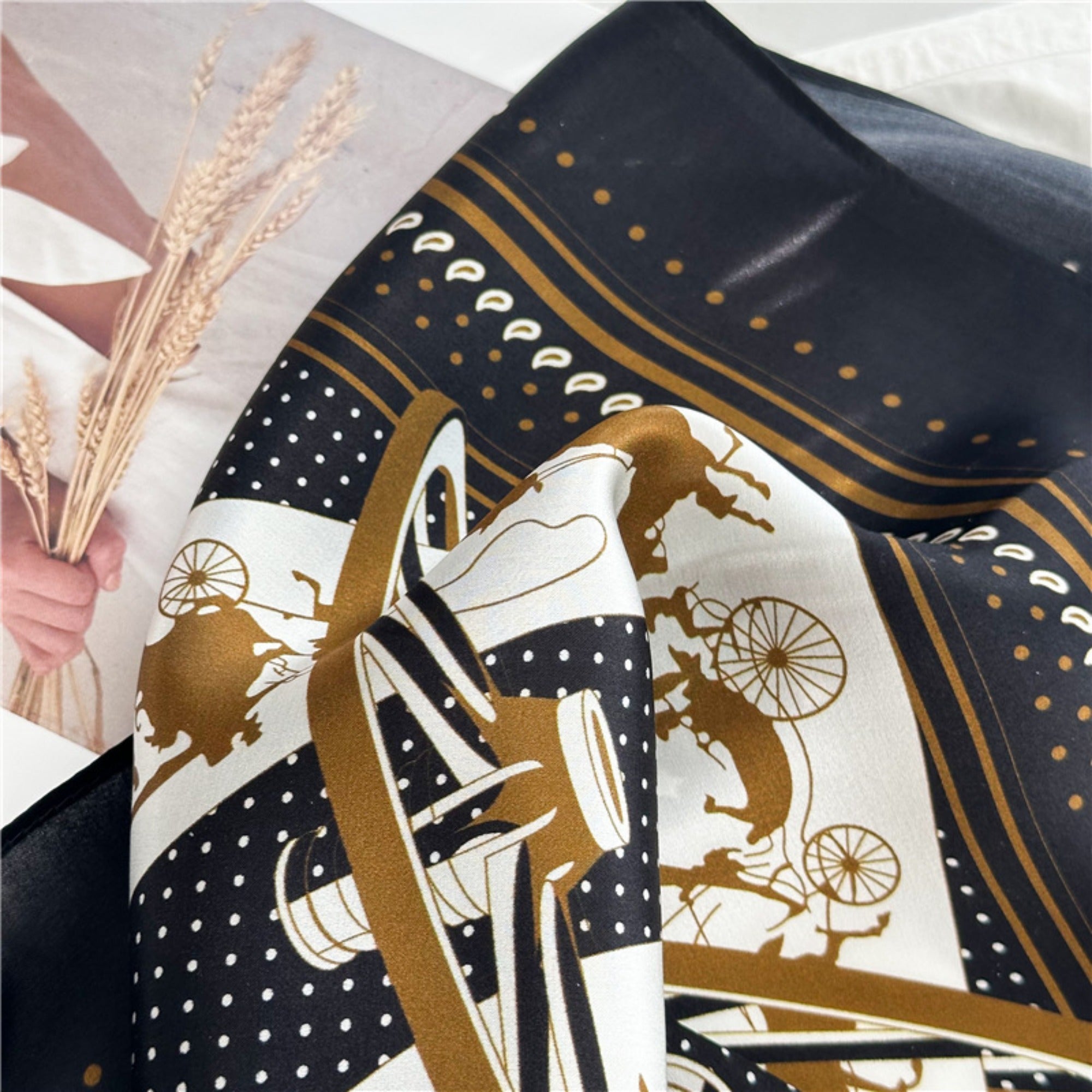 26'' Carriage Wheel Mulberry Silk Scarf – Elegant Vintage-Inspired Square Silk Shawl for Women, Classic Accessory