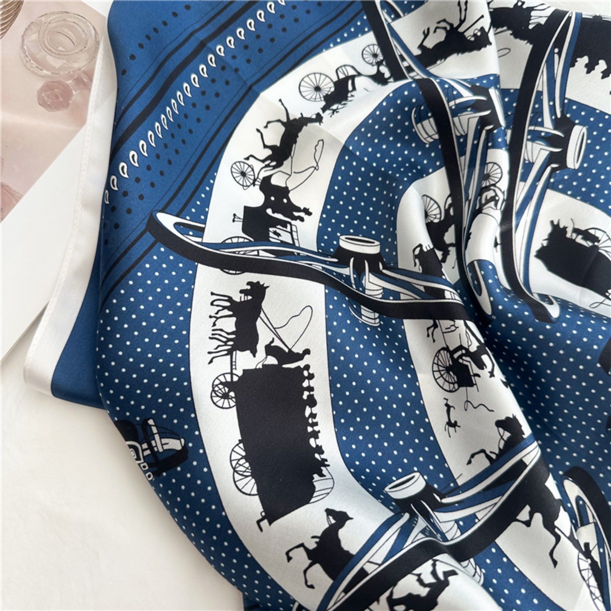 26'' Carriage Wheel Mulberry Silk Scarf – Elegant Vintage-Inspired Square Silk Shawl for Women, Classic Accessory