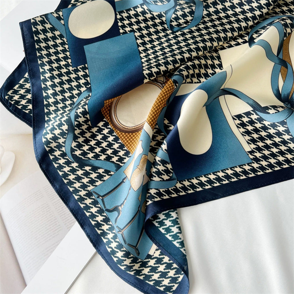 26'' Houndstooth Mulberry Silk Scarf – Classic Square Silk Shawl for Women, Elegant & Timeless Accessory